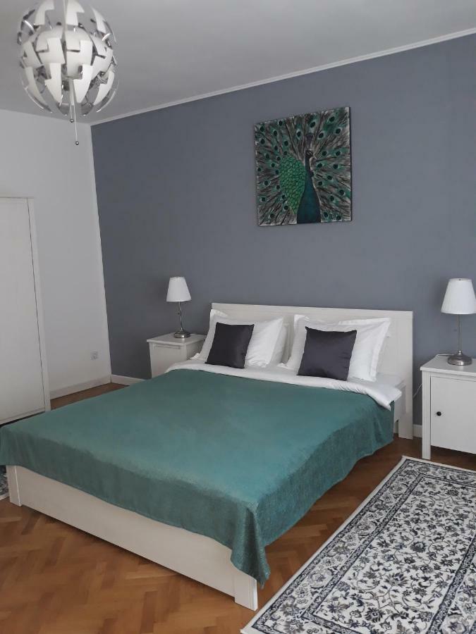 Apartment Bianco Central Sibiu Luaran gambar